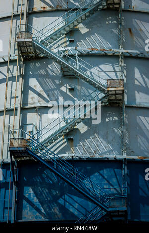 Gasometer, Littlehampton, West Sussex, England, Großbritannien Stockfoto