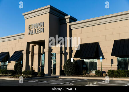Ein logo Zeichen außerhalb eines Ethan Allen Store in Sterling, Virginia am 14. Februar 2019. Stockfoto