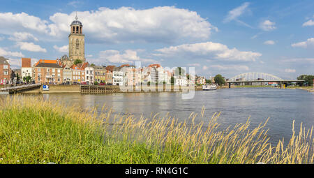 Panorama der historischen Stadt Deventer, an der IJssel, Niederlande Stockfoto