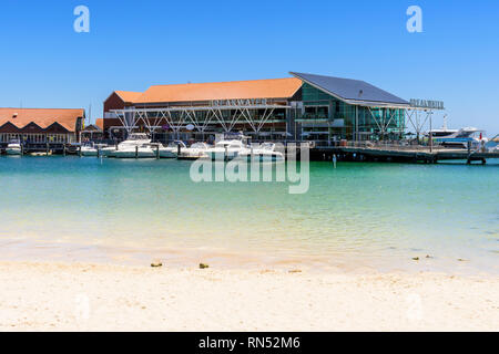 Der weiche Sand Strand in Sorrent Quay, Hillarys Boat Harbour Hillarys, Western Australia Stockfoto