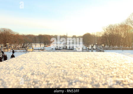 Oslo, Norwegen - 30. Dezember 2018: Skulpturen von Gustav Vigeland in Frogner Park angelegt. Stockfoto