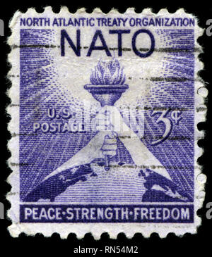 Briefmarke von Vereinigte Staaten von Amerika (USA) in der NATO-Frage von 1952 Stockfoto