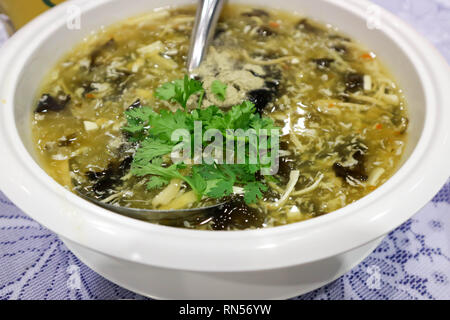 Geschmorter Fisch Maw in Soße oder Suppe Fisch Maw Stockfoto