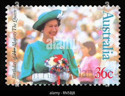 Australien - CIRCA 1987: Briefmarke gedruckt von Australien, zeigt Königin Elizabeth II, ca. 1987 Stockfoto