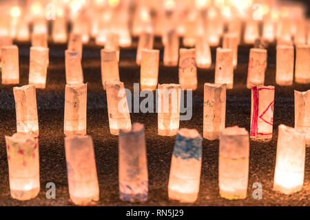 Handmade japanisches washi Papier Laternen beleuchtet die Masse der Zojoji Tempel in der Nähe der Tokyo Tower während Tanabata am 7. Juli. Stockfoto