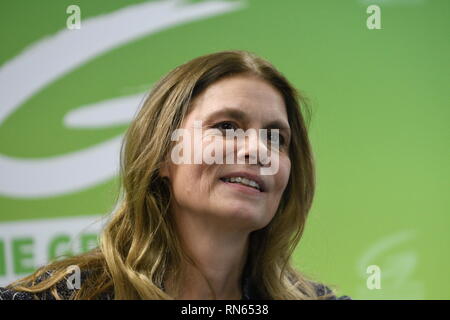 Wien, Österreich. 17. Februar 2019 Pressekonferenz der Grünen Partei Österreich. Das Bild zeigt Sarah Wiener. Kredit: Franz Perc / Alamy Live News Stockfoto