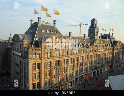 Amsterdam, Niederlande, 22. August 2017: altes Gebäude der bijenkorf in Downtown Stockfoto