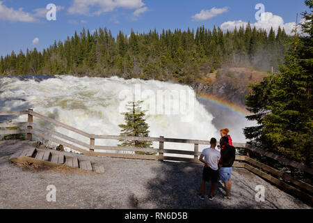 Tannforsen, Schweden - 14. Mai 2018: Ansicht der mächtige Wasserfall Tannforsen in der schwedischen Provinz Jamtland entfernt. Stockfoto