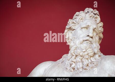 Vatikan - 23. FEBRUAR 2015: Antike Büste von Zeus in den Vatikanischen Museen in Rom, Italien Stockfoto