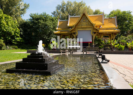Thai Pavillon Pagode Und Garten In Olbrich Botanischen Garten In