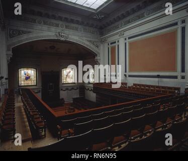 SALON DE ACTOS DE LA REAL ACADEMIA/VISTA HACIA LA CABECERA DESDE EL PISO SUPERIOR/HACIA 1894. Autor: AGUADO DE LA SIERRA MIGUEL. Ort: ACADEMIA DE LA LENGUA - Interieur. MADRID. Spanien. Stockfoto