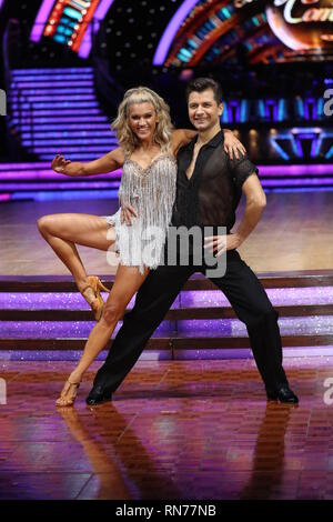 Prominente und ihre professionellen Tanz Partner nehmen Sie an einem Fotoshooting vor der öffnung Nacht der 2019 streng Come Dancing Tour bei Arena Birmingham Wo: Birmingham, Vereinigtes Königreich, wenn: 17 Jan 2019 Credit: John rainford/WANN Stockfoto