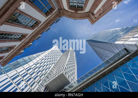 Frankfurt - Juli 26., 2016. Erdgeschoss Blick auf PalaisQuartier Gebäudekomplex. Sammlung Business Center, Frankfurt Nextower, Palais Thurn und Taxis Stockfoto