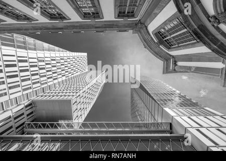 Frankfurt - Juli 26., 2016. Erdgeschoss Blick auf PalaisQuartier Gebäudekomplex. Sammlung Business Center, Frankfurt Nextower, Palais Thurn und Taxis Stockfoto