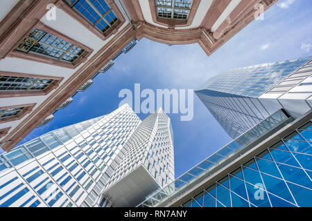 Frankfurt - Juli 26., 2016. Erdgeschoss Blick auf PalaisQuartier Gebäudekomplex. Sammlung Business Center, Frankfurt Nextower, Palais Thurn und Taxis Stockfoto