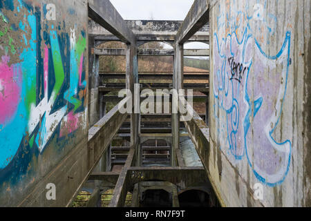 St Peter's Seminar in 2019 - ein verfallenes Gebäude im Stil einer aufgeführten brutalist und ehemalige Priester Training Center in Cardross, Argyll und Bute, Schottland Stockfoto