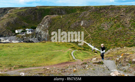 Kynance Cove zu Fuß zum Strand und Cafe Stockfoto