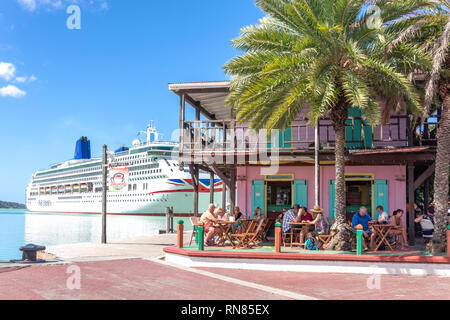 Restaurant im historischen Redcliffe Quay Shopping District, St. John's, Antigua, Antigua und Barbuda, Kleine Antillen, Karibik Stockfoto