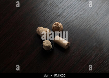 Cork Schrauben und Wein Öffner Stockfoto