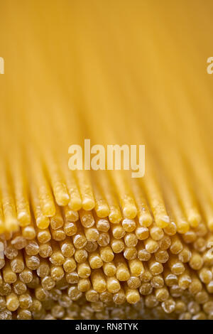 Nahaufnahme der Roh ungekocht Glutenfreie spaghetti Pasta Stockfoto