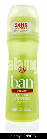 Winneconne, WI - 14. Februar 2019: ein Stick von Verboten roll-on womans Deodorant auf einem isolierten Hintergrund Stockfoto