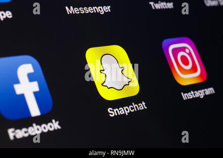 Indianapolis - ca. Februar 2019: Social Media Logos mit Snapchat im Fokus und Facebook und Instagram flache Tiefenschärfe ICH Stockfoto