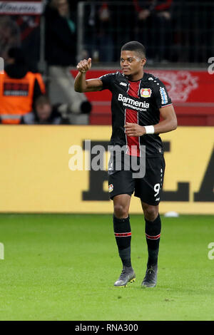 (190218) -- Leverkusen, Februar 18, 2019 (Xinhua) - Leon Bailey von Leverkusen reagiert während dem Bundesligaspiel zwischen Bayer 04 Leverkusen und Fortuna Düsseldorf 1895 in Leverkusen, Deutschland, Feb.17, 2019. Leverkusen gewann 2-0. (Xinhua / Joachim Bywaletz) Stockfoto