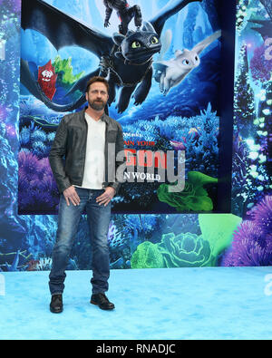 Westwood, CA, USA. 9 Feb, 2019. LOS ANGELES - FEB 9: Gerard Butler bei den ''Drachenzähmen: Die verborgene Welt'' Premiere im Village Theatre am 9. Februar 2019 in Westwood, CA Credit: Kay Blake/ZUMA Draht/Alamy leben Nachrichten Stockfoto