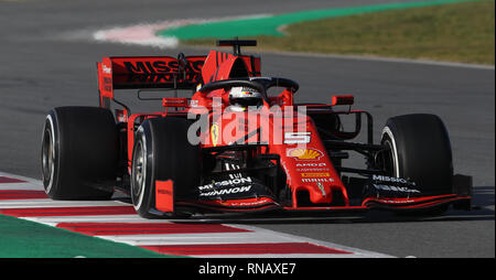 Ferrari's Sebastian Vettel bei Tag ein Vorsaison-testprogramm auf dem Circuit de Barcelona-Catalunya. Stockfoto
