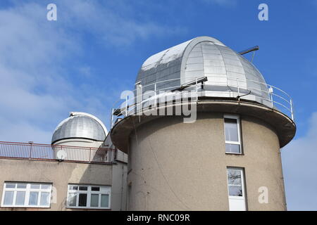 Die Kuppel mit astronomischen Teleskope im Observatorium und Planetarium in Hradec Kralove, Tschechische Republik, 2019. (CTK Photo/Rostislav Kalousek) Stockfoto