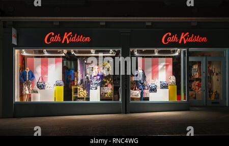 Brighton Aussicht bei Nacht - Cath Kidston shop in North Street UK Stockfoto