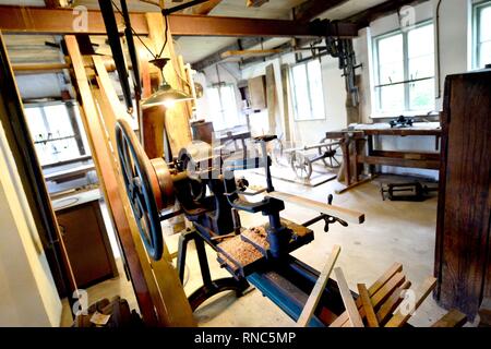 Ein Workshop der Karosseriebauer im Museumsdorf in Cloppenburg (Deutschland), 31. Oktober 2018. | Verwendung weltweit Stockfoto