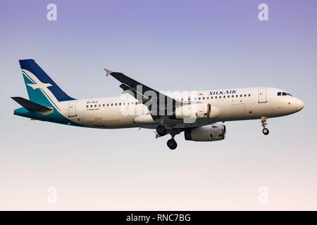 Singapur, Singapur - 29. Januar 2018: Silk Air Airbus A320 am Flughafen Singapur Changi (SIN) in Singapur. | Verwendung weltweit Stockfoto