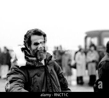 Ehemalige Geisel John Graves kommt an der Basis für seine Abreise in die Vereinigten Staaten. Die 52 Geiseln waren für ein paar Tage nach ihrer Freilassung aus dem Iran ins Krankenhaus eingeliefert. Stockfoto