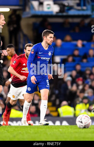 London, Großbritannien. 18 Feb, 2019. Jorginho von Chelsea im FA Cup 5 Runde zwischen Chelsea und Manchester United an der Stamford Bridge, London, England am 18. Februar 2019. Foto von Adamo di Loreto. Nur die redaktionelle Nutzung, eine Lizenz für die gewerbliche Nutzung erforderlich. Keine Verwendung in Wetten, Spiele oder einer einzelnen Verein/Liga/player Publikationen. Credit: UK Sport Pics Ltd/Alamy leben Nachrichten Stockfoto