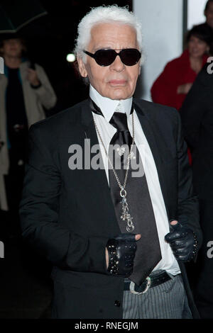 Karl Lagerfeld besucht das Museum der 4. jährlichen der Modernen Kunst Film nutzen" eine Hommage an Pedro Almodovar" im Museum für Moderne Kunst am 15. November 2011 in New York City. Stockfoto