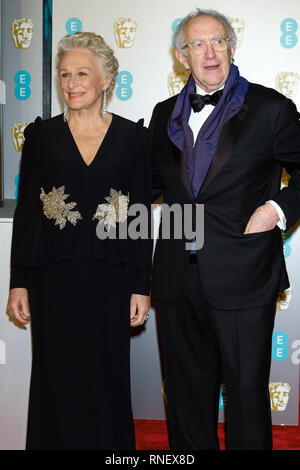 Glenn Close und Jonathan Pryce Posen auf dem roten Teppich an der British Academy Film Awards am Sonntag, 10. Februar 2019 in der Royal Albert Hall, London. . Bild von Julie Edwards. Stockfoto