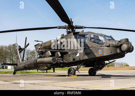 Eine Boeing AH-64 Apache Kampfhubschrauber vom 12 Combat Aviation Brigade der US-Armee an der Belgischen Helidays 2017. Stockfoto