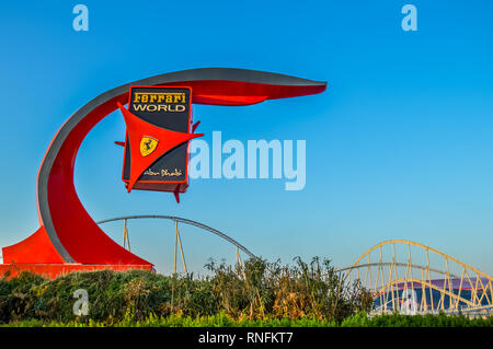 Außenbereich der Ferrari World, ein Vergnügungspark in Abu Dhabi auf Yas Island in VAE Stockfoto
