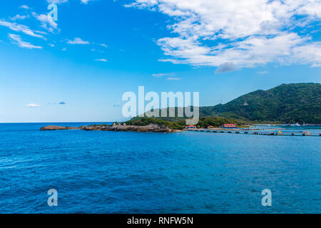 Dock und Gebäude auf Labadee Stockfoto