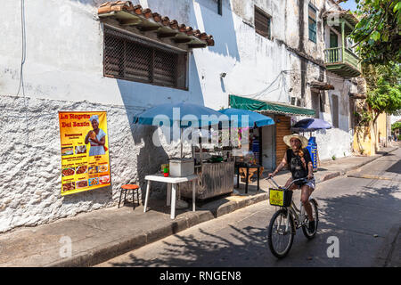 Calle del Pozo, Barrios, Getsemaní Cartagena de Indias, Kolumbien. Stockfoto