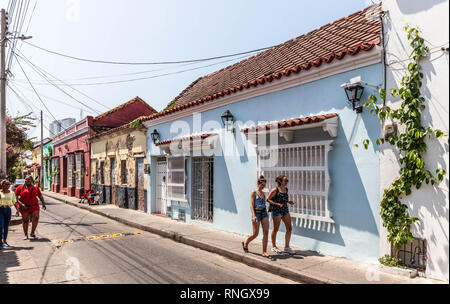 Calle del Pozo, Barrio Getsemaní, Cartagena de Indias, Kolumbien. Stockfoto