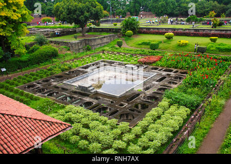 PUNE, MAHARASHTRA, Indien, 15. August 2018, Touristische an Shaniwar Wada, Birds Eye View Stockfoto