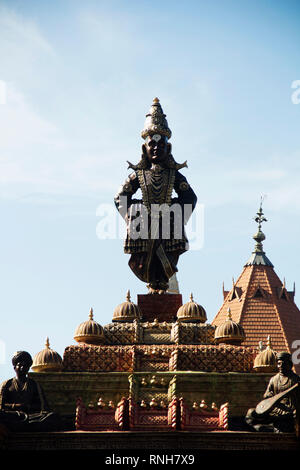 Stehende Statue von Lord Vitthal und Sant während Ganpati Festival, Pune Stockfoto