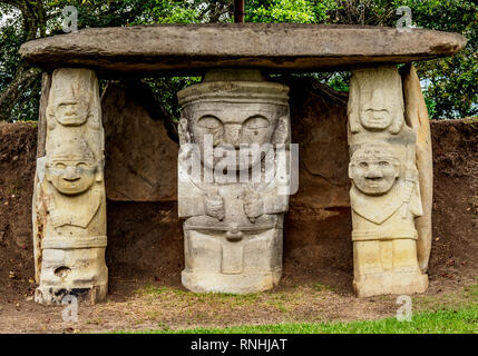 Präkolumbische Skulpturen, San Agustin Archäologischen Park, Huila Abteilung, Kolumbien Stockfoto