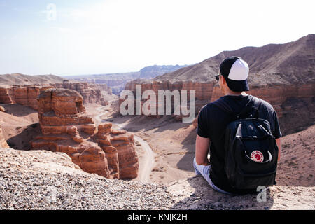 Wie eine Szene aus Westworld oder ein Wild West Film, Charyn Canyon (auch als Tal der Burgen und Schlösser bekannt) ist in Kasachstan Stockfoto