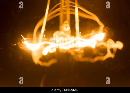 Leuchtende Glühbirne Stockfoto