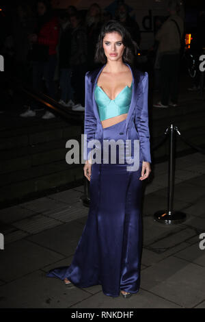 Alex Binaris kommt am Ende der fabelhafte Fonds Messe im Roundhouse in London im Herbst/Winter 2019 London Fashion Week. PRESS ASSOCIATION. Bild Datum: Montag, 18. Februar 2019. Photo Credit: Isabel Infantes/PA-Kabel Stockfoto