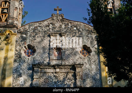 Capilla de La Conchita in der Plaza de la Conchita durch Hernan Cortes im Jahre 1525 gebaut, Coyoacan Nachbarschaft von Mexiko City, Mexiko. Stockfoto