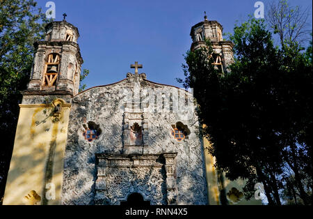 Capilla de La Conchita in der Plaza de la Conchita durch Hernan Cortes im Jahre 1525 gebaut, Coyoacan Nachbarschaft von Mexiko City, Mexiko. Stockfoto